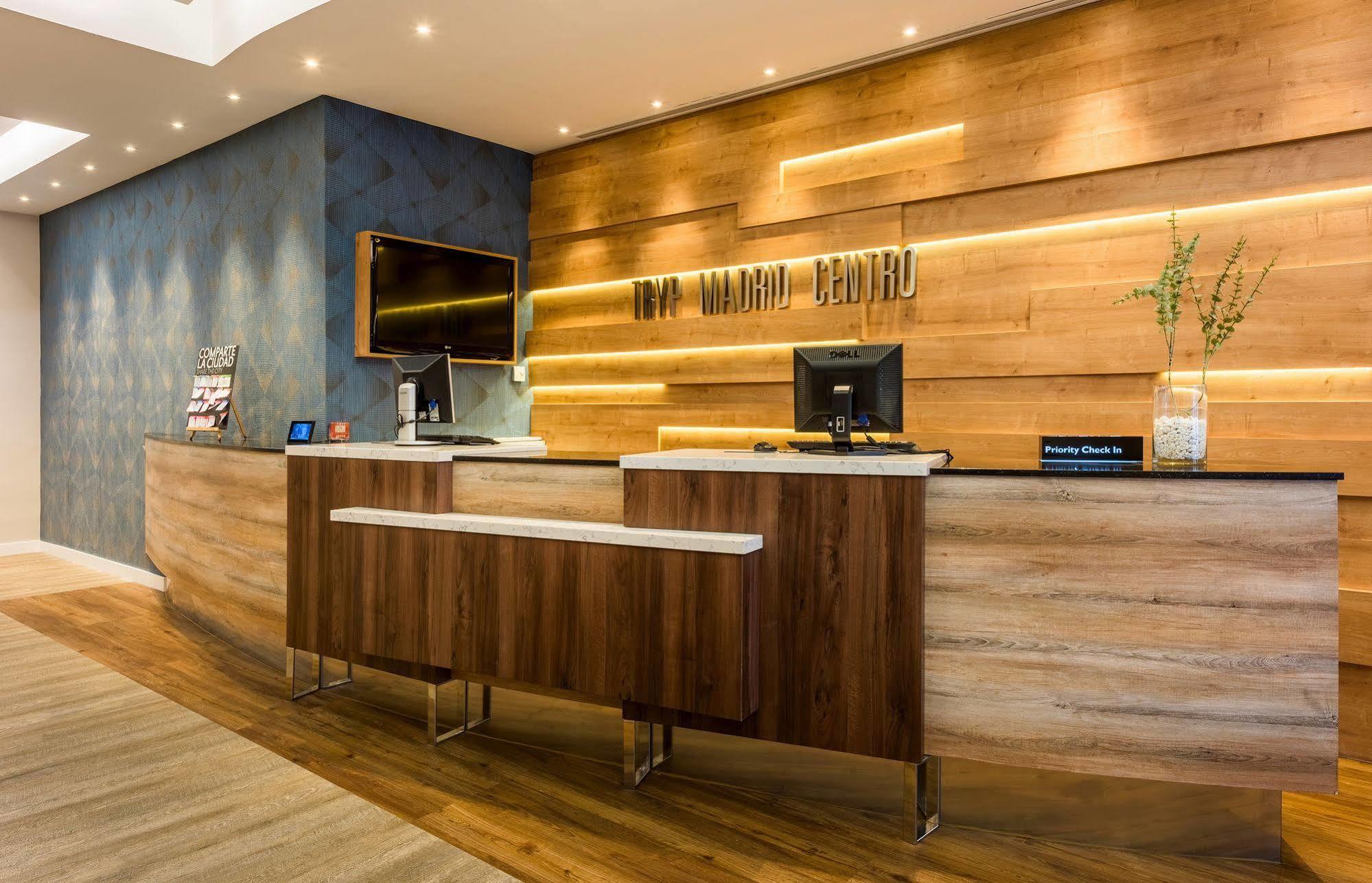 Hotel Madrid Centro, Affiliated By Melia Dış mekan fotoğraf