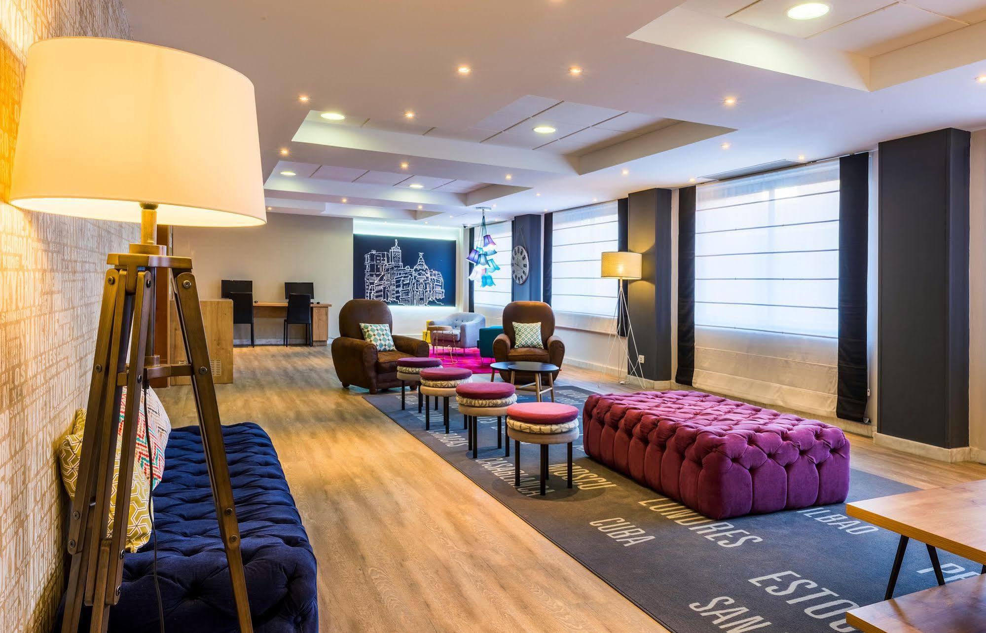 Hotel Madrid Centro, Affiliated By Melia Dış mekan fotoğraf